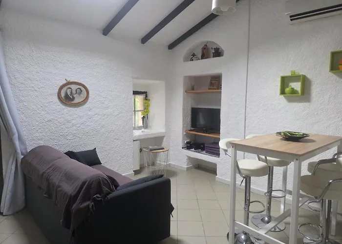 Maisonnette A La Campagne